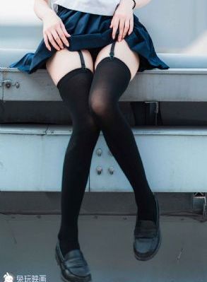 欧美夸张戒指花形_JVID性感写真