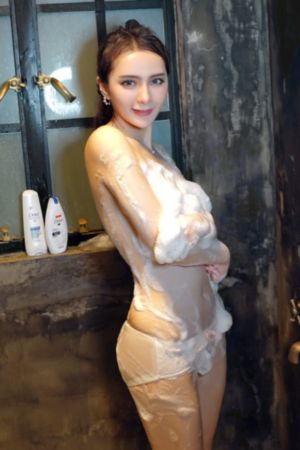 欧美丰满办公室_完整版BD高清中字